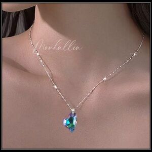 NEW SILVER CRYSTAL PRISM HEART PENDANT NECKLACE